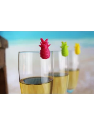 Obeleživač za čašu ananas